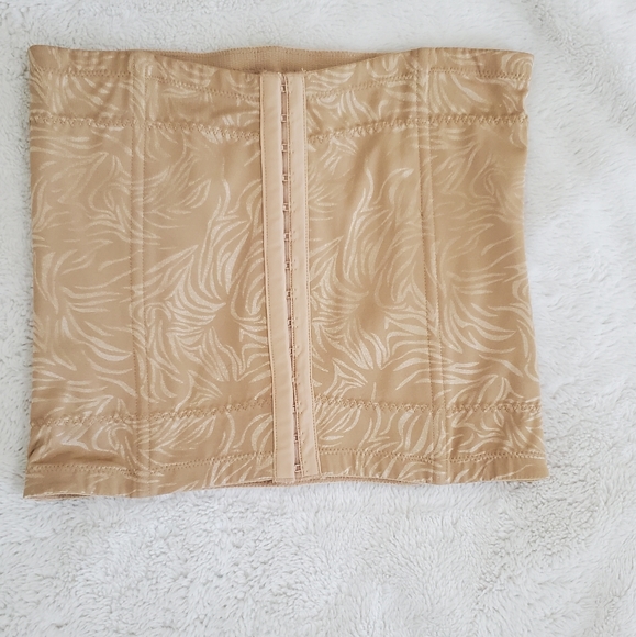 Maidenform Self Expressions Women's Firm Control Waist Cincher|Size:M - Picture 4 of 9